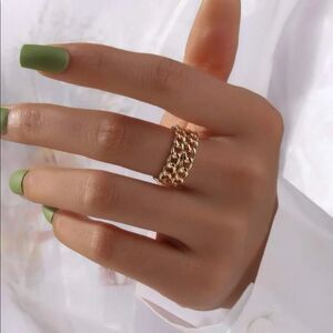 5/$25 Rope Chain Gold Color Metal
Adjustable Ring